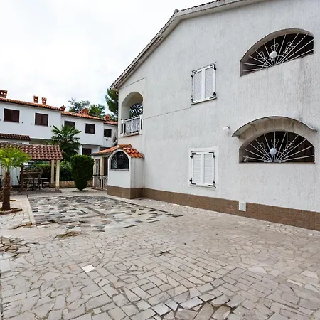 Mili Апартаменты *